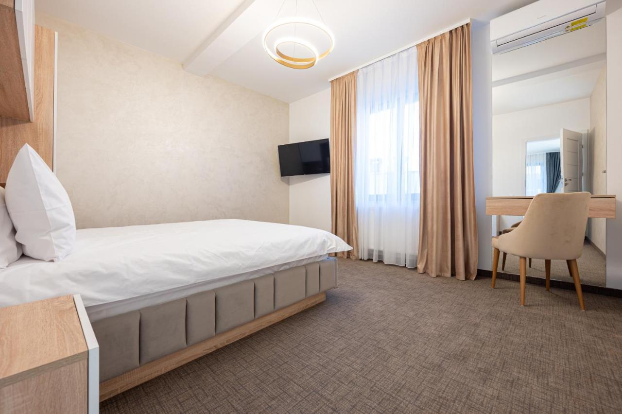 Klia Hotel Sinmartin  Luaran gambar