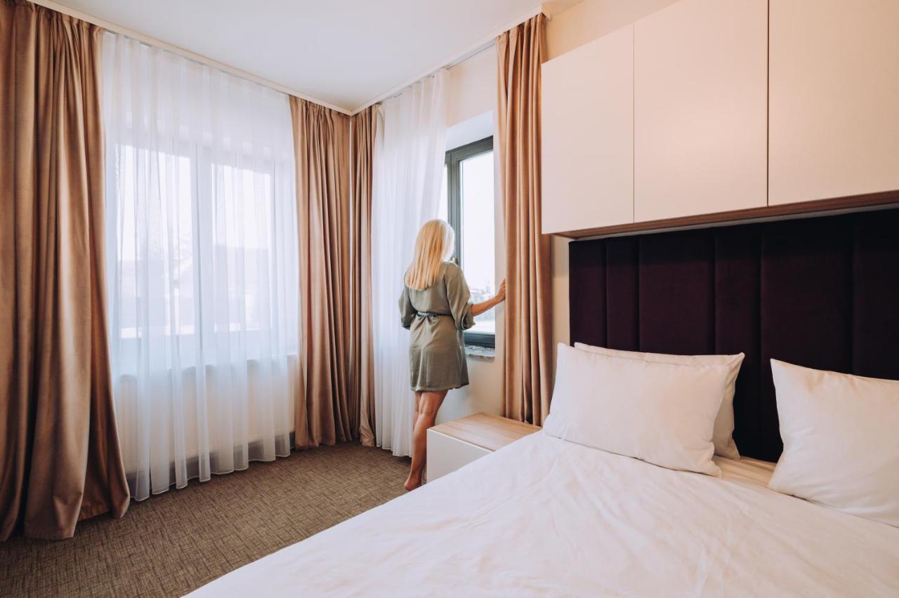 Klia Hotel Sinmartin  Luaran gambar
